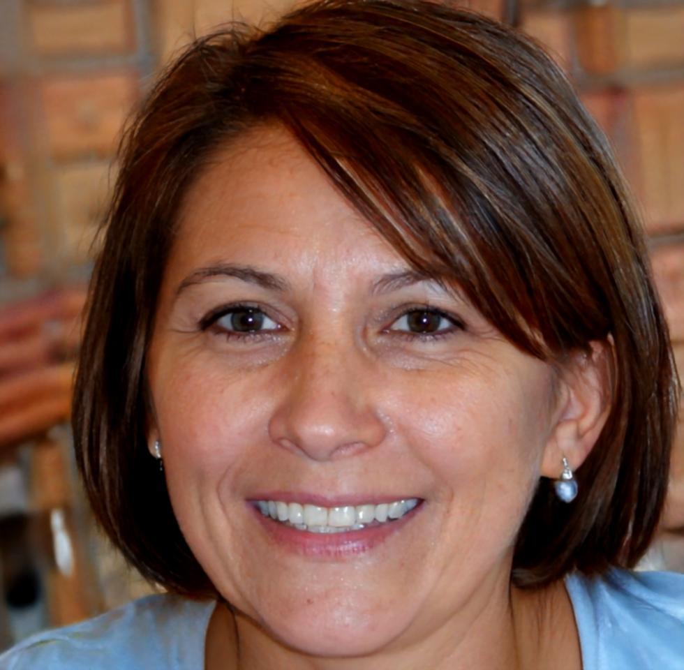 Carmen Villas, Directora de Análisis Financiero
